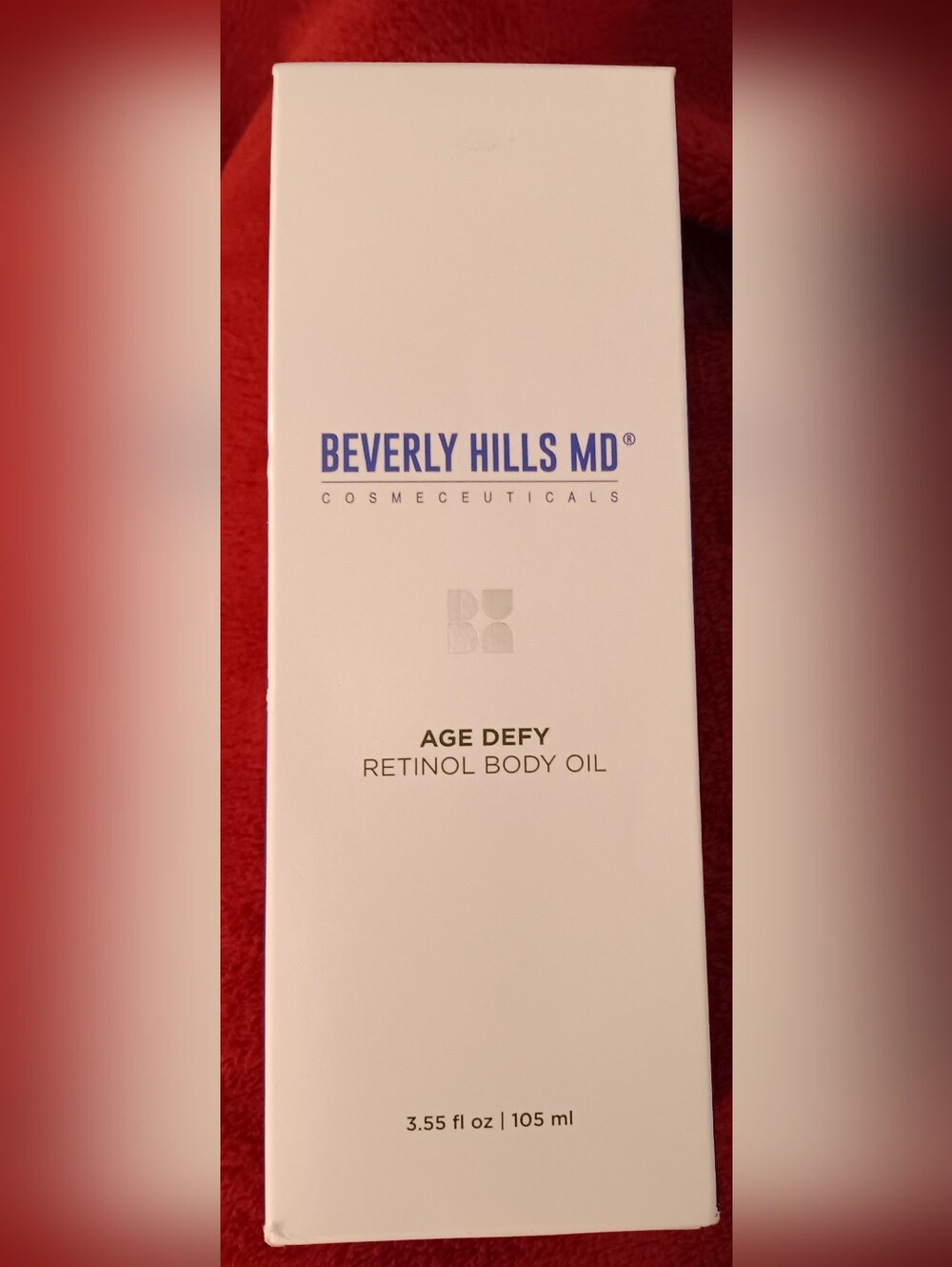 Age Defy Retinol Body Oil — White